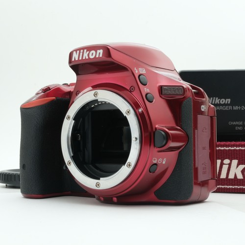 Nikon d5500 red - nikon,